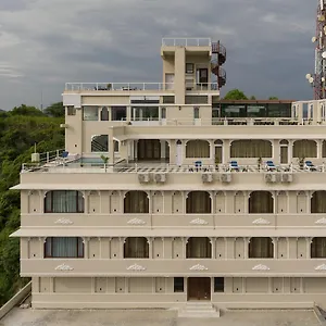 Hotel Raj Kuber, Udaipur